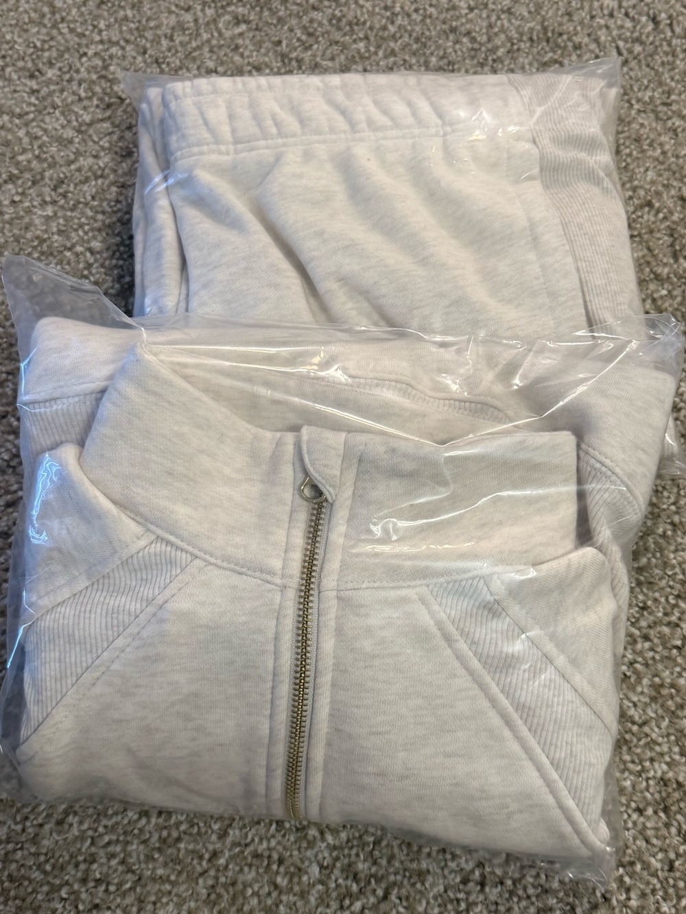 Cream Elastic-Waist Jogger Pants & Cropped Zip Collar Crew Neck Sweater Pull-On - Picture 10 of 10